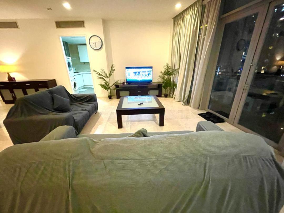 1 Min To Klcc Twin Tower Appartement Kuala Lumpur Buitenkant foto