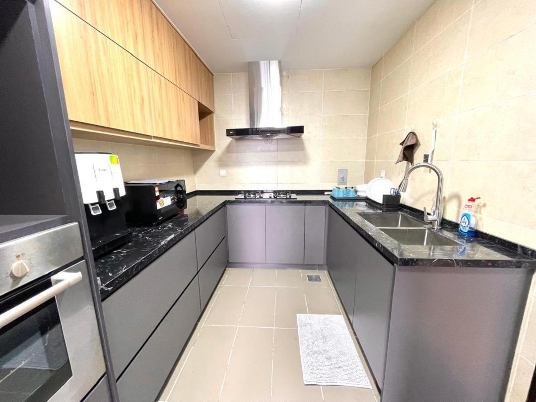 1 Min To Klcc Twin Tower Appartement Kuala Lumpur Buitenkant foto