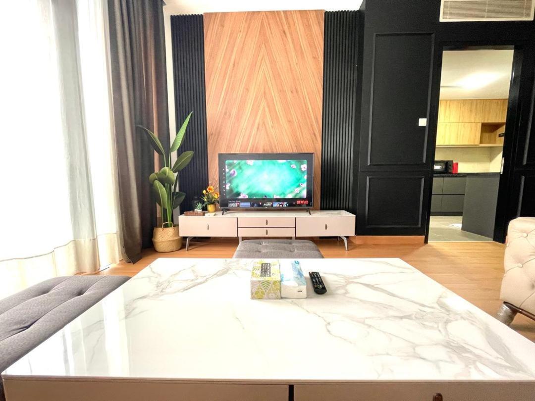 1 Min To Klcc Twin Tower Appartement Kuala Lumpur Buitenkant foto